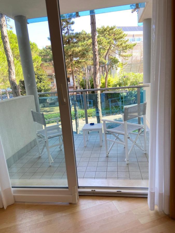 Hotel Bellevue Lignano Sabbiadoro Exterior foto