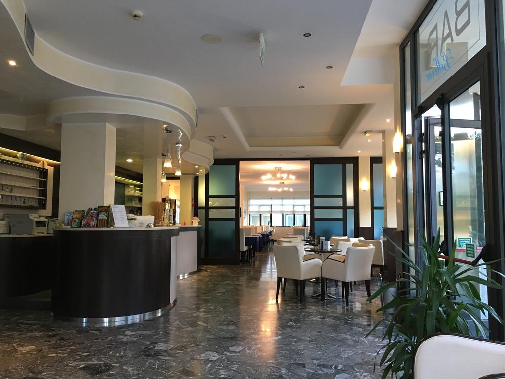 Hotel Bellevue Lignano Sabbiadoro Exterior foto