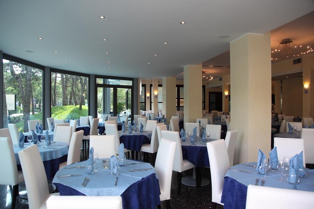 Hotel Bellevue Lignano Sabbiadoro Exterior foto