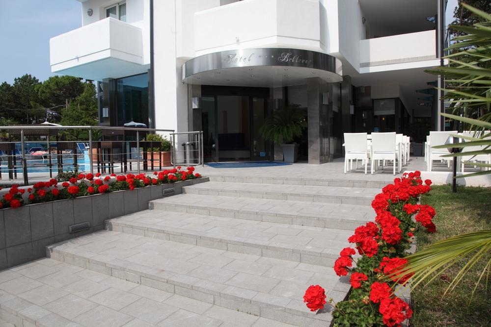 Hotel Bellevue Lignano Sabbiadoro Exterior foto